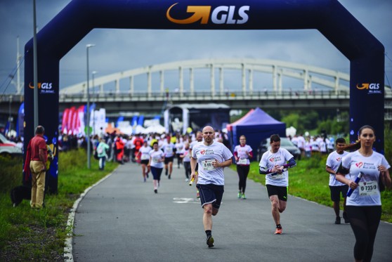 Uczestnicy Poland Business Run, sponsorowanego przez GLS, firmę kurierską